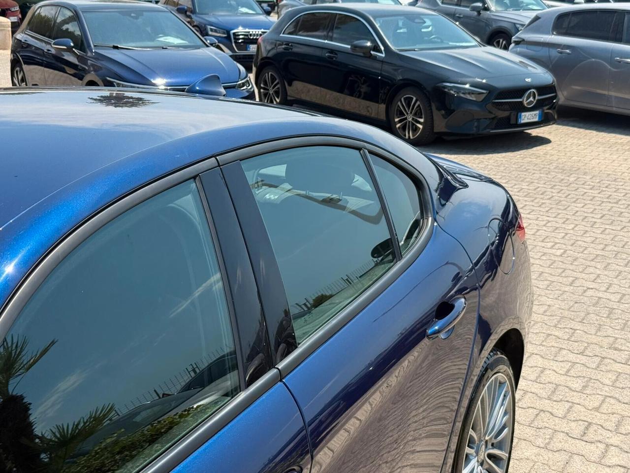 Alfa Giulia 2.2 160 CV AT8 Super Manuale Blu Monte Carlo