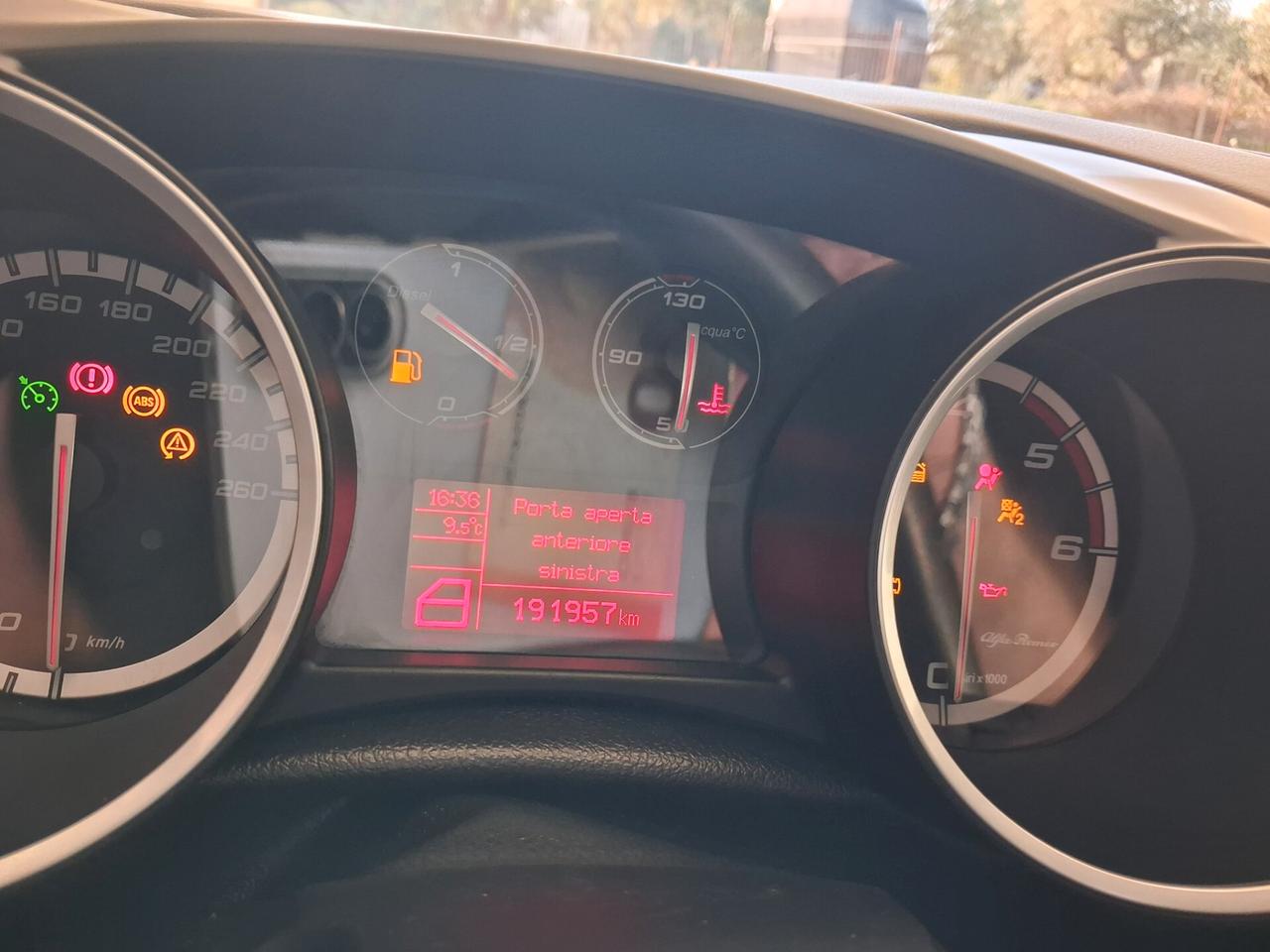 Alfa Romeo Giulietta 1.6 JTDm-2 105 CV Distinctive