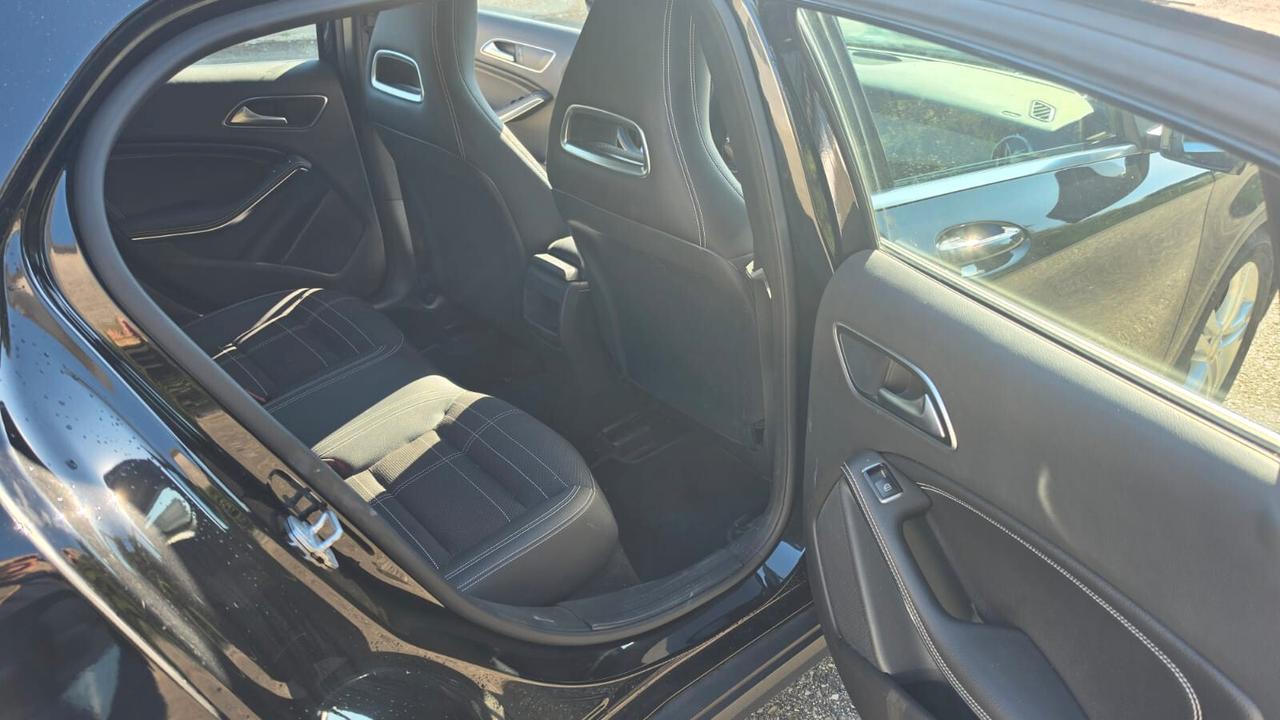 Mercedes-benz GLA 180 Sport