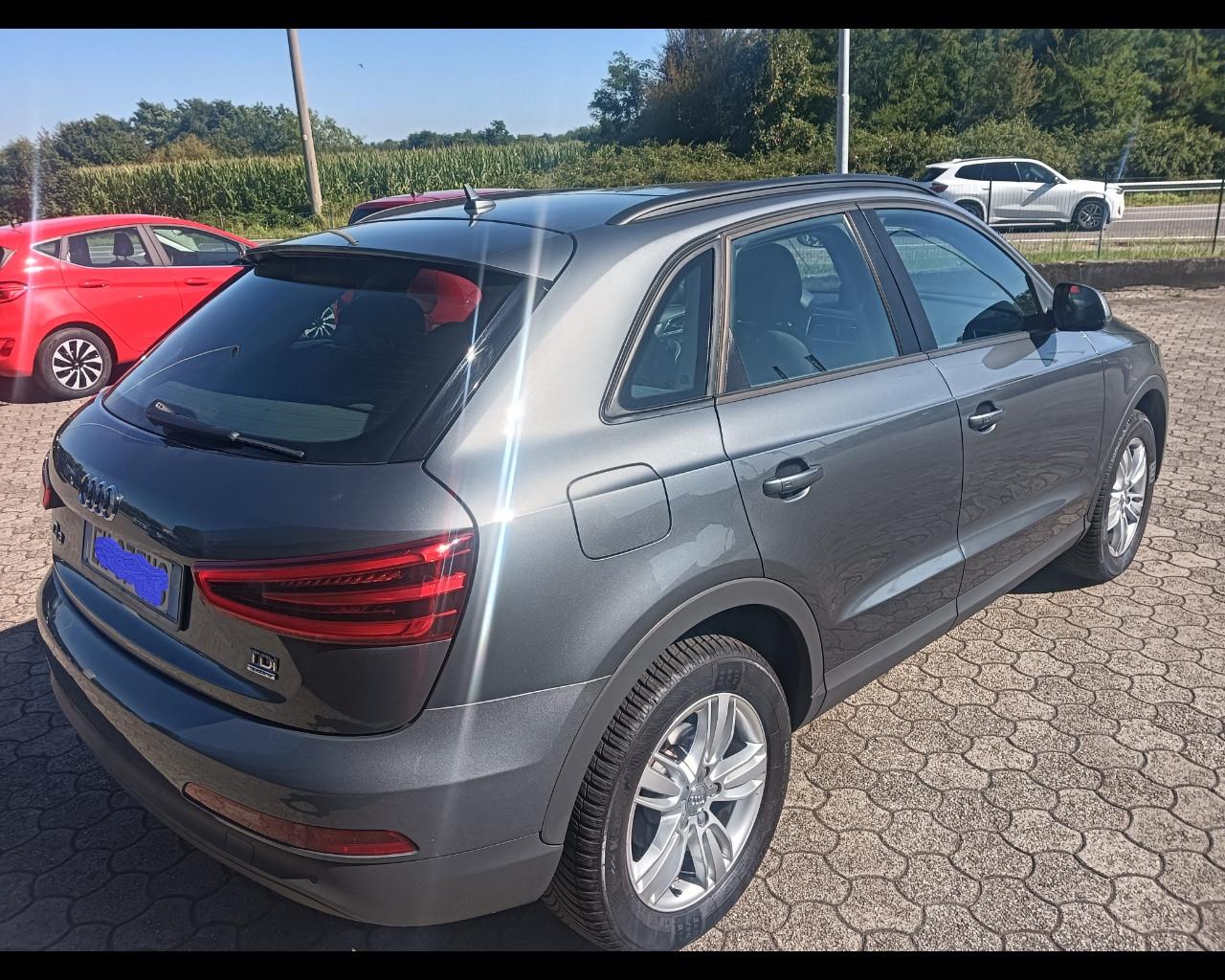 AUDI Q3 I 2011 - Q3 2.0 tdi Business quattro 140cv s-tronic