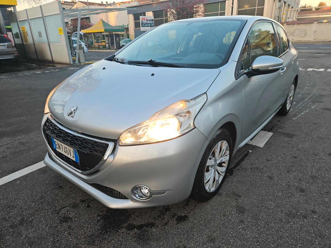 Peugeot 208 1.2 VTi 82 CV 3 porte Active