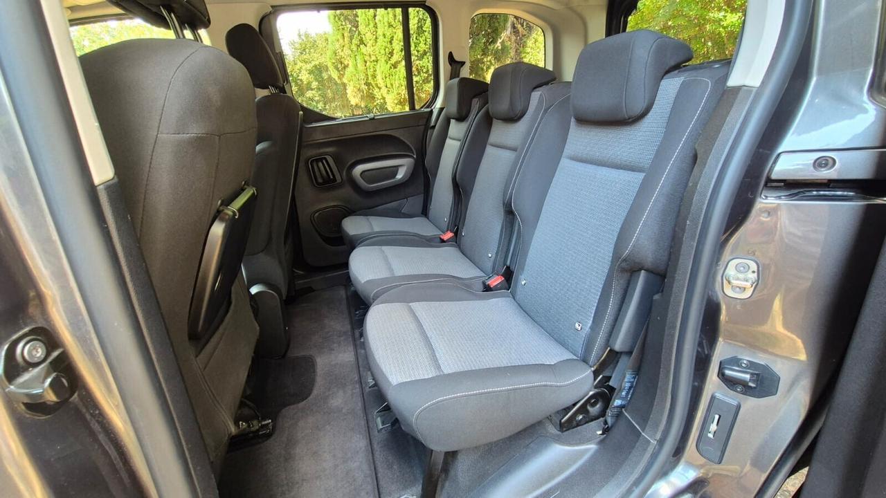 Toyota Proace City Verso 1.2 110 CV S&S Short D Executive 2021 PERFETTA leggi testo