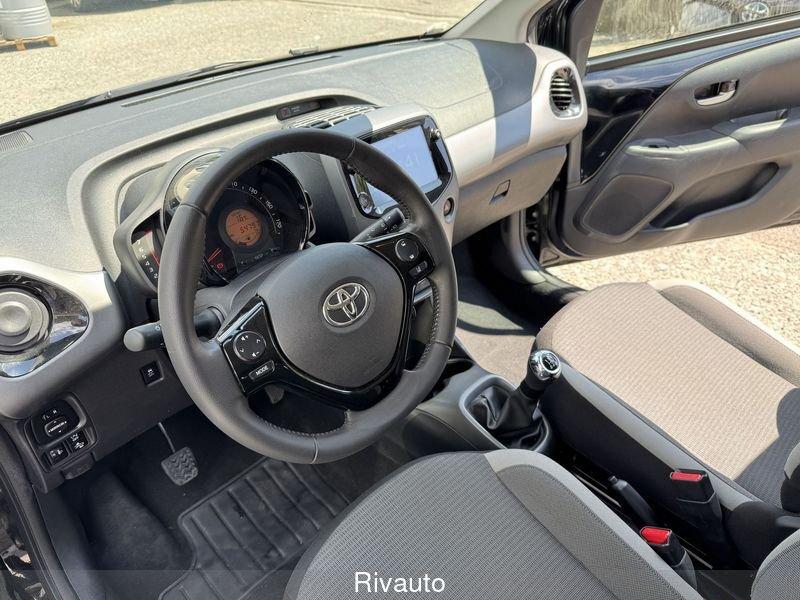 Toyota Aygo Connect 1.0 VVT-i 72 CV 5 porte x-fun