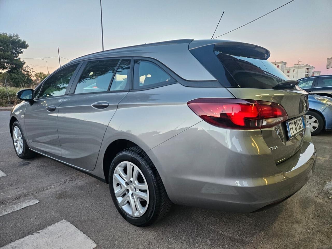 Opel Astra Sports Tourer 1.6 cdti