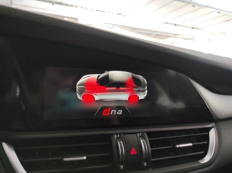ALFA ROMEO Giulia (2016) - Giulia 2.2 Turbodiesel 180 CV AT8 Super