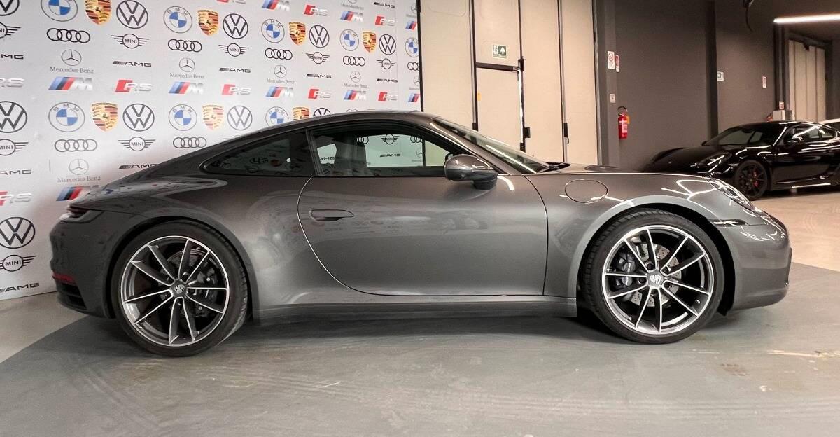 Porsche 911 Coupé 3.0 Carrera 4 auto