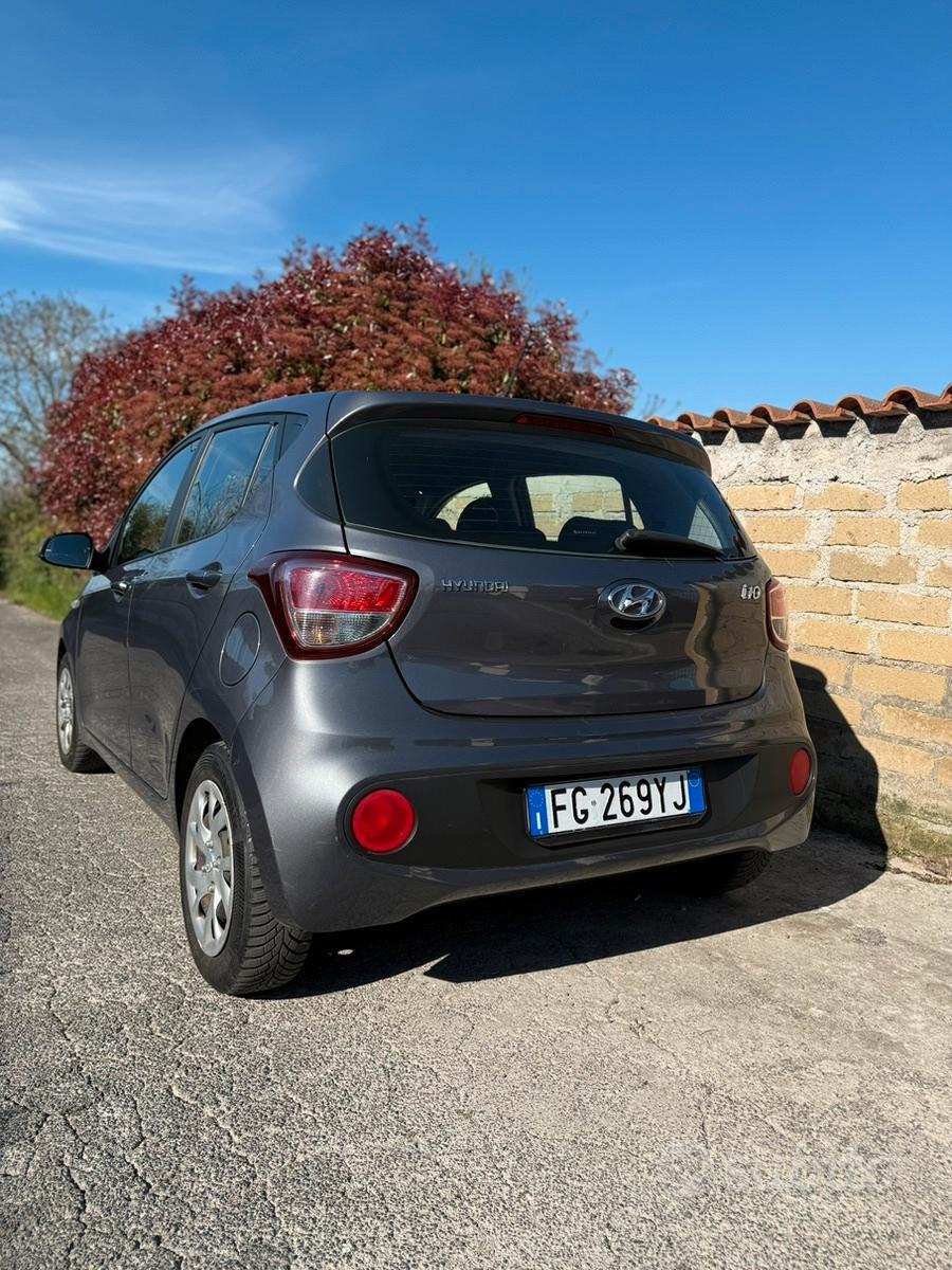 Hyundai i10