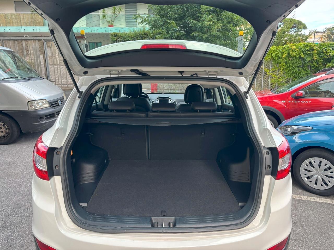 Hyundai iX35 1.7 CRDi 2WD Xpossible