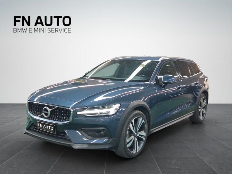 VOLVO V60 CC (2018-2024) V60 Cross Country B5 A...