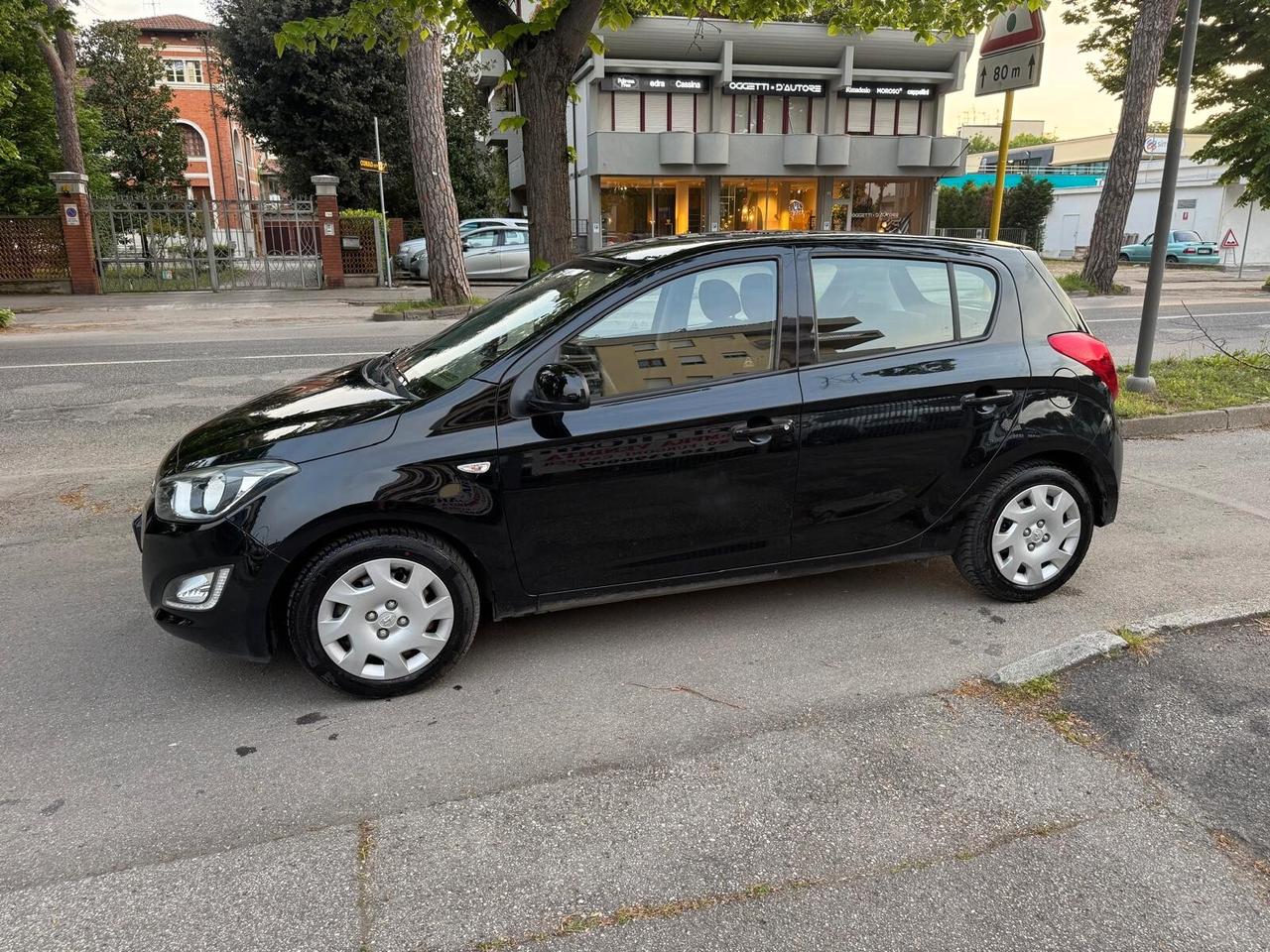 Hyundai i20 1.2 GPL 5 P NEOPATEN GARANZIA 12 MESI