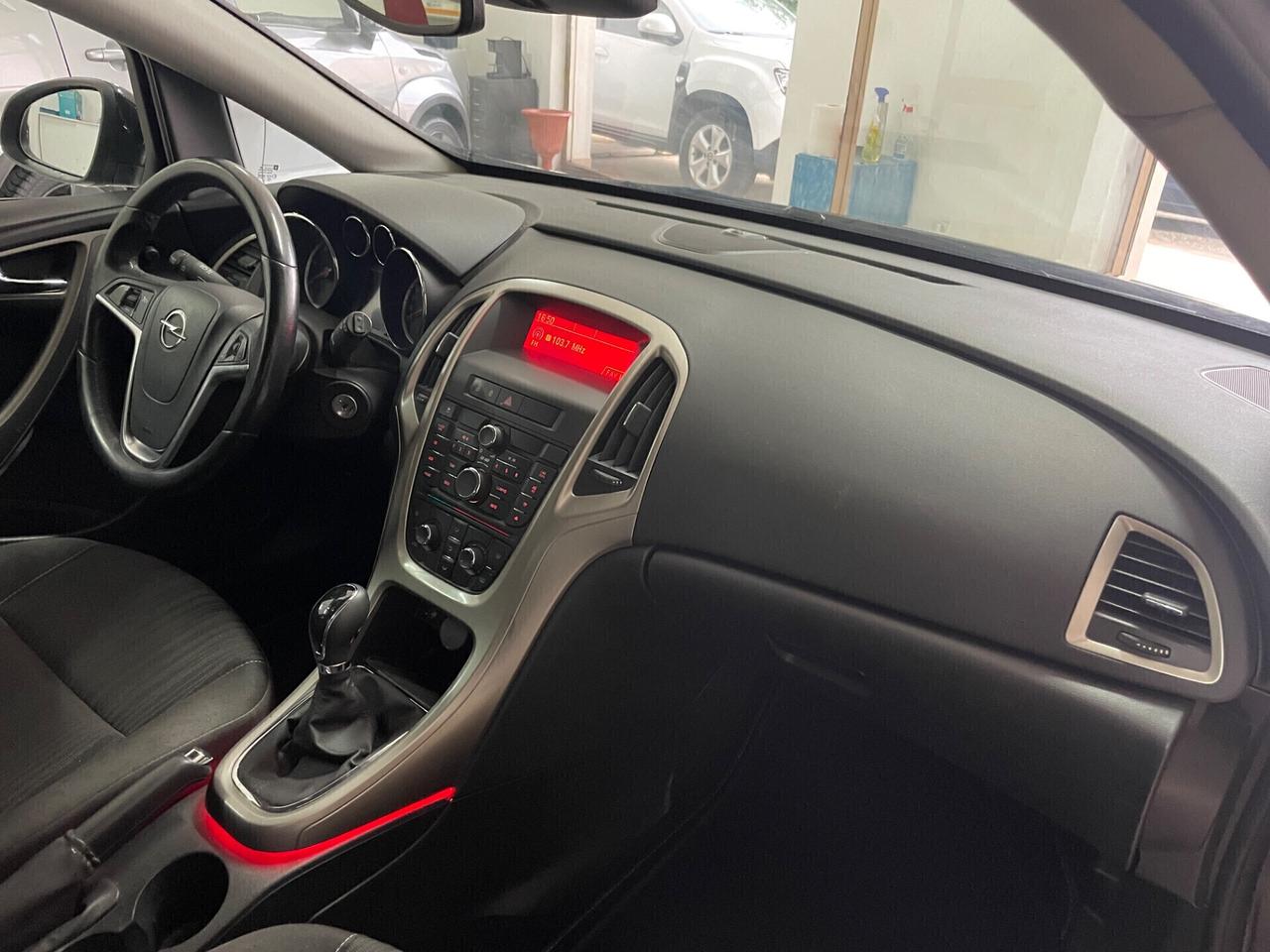 OPEL ASTRA 1.7 CDTI 110 CV COSMO 122.000 KM