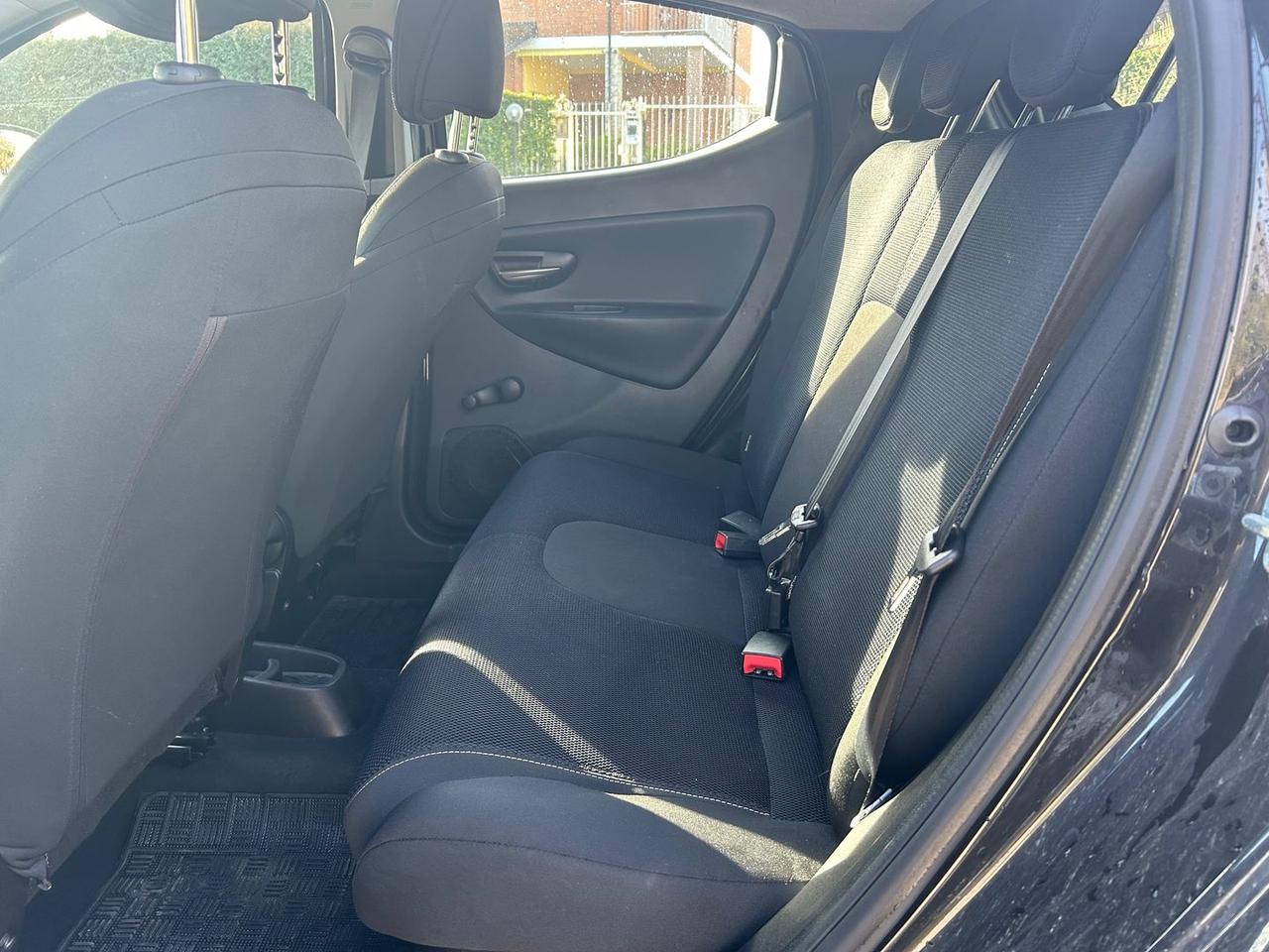 Lancia Ypsilon S MomoDesign 1.2 #9306