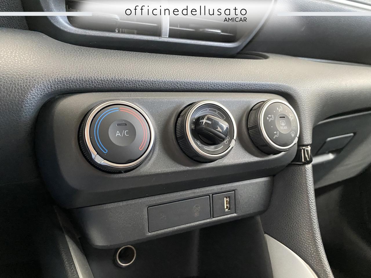 Toyota Yaris 1.0 vvt-i active