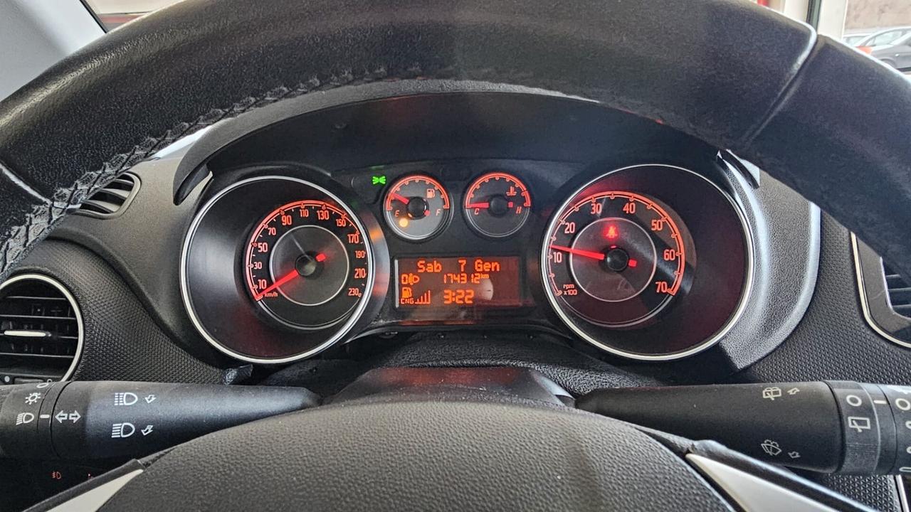 Fiat Punto 1.4 8V 5 porte Natural Power LOUNGE