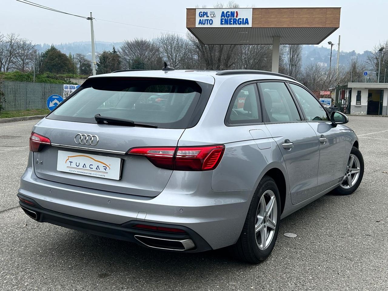 Audi A4 Business 2.0 30 TDI MHEV #9673