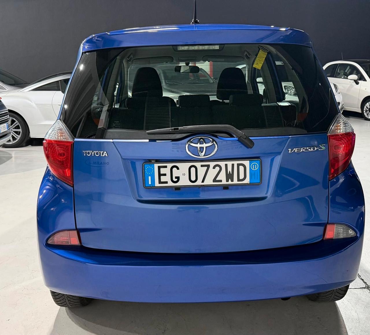 Toyota Verso Benzina Neopatentati Retrocamera