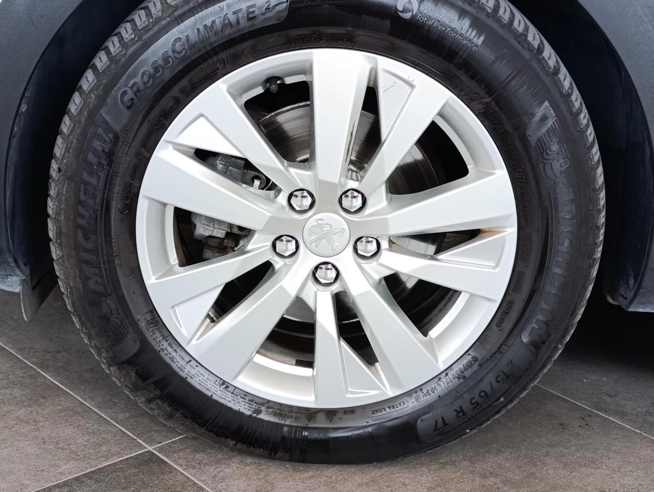 Peugeot 3008 3008 1.6 bluehdi Active s&s 120cv