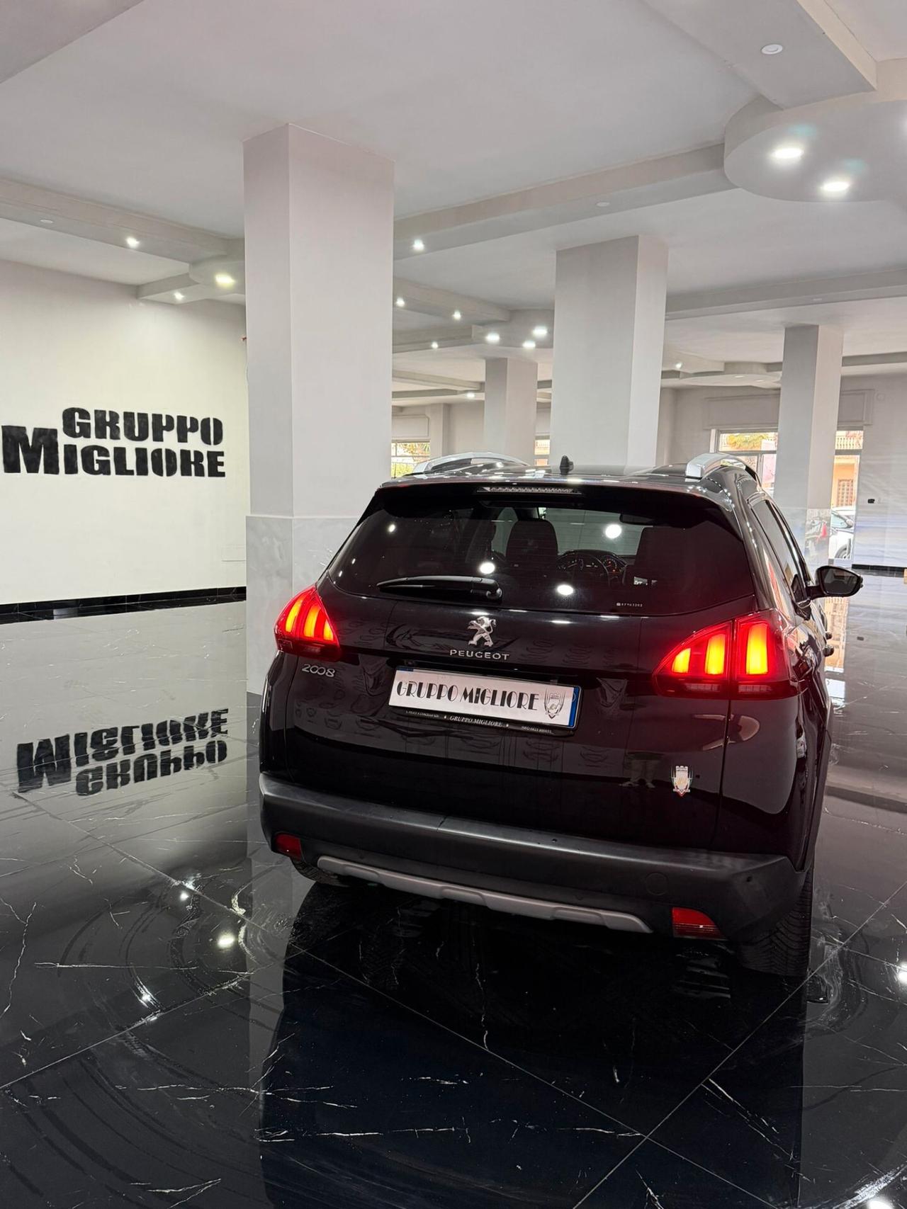 Peugeot 2008 BlueHDi 100 S&S Allure Pack