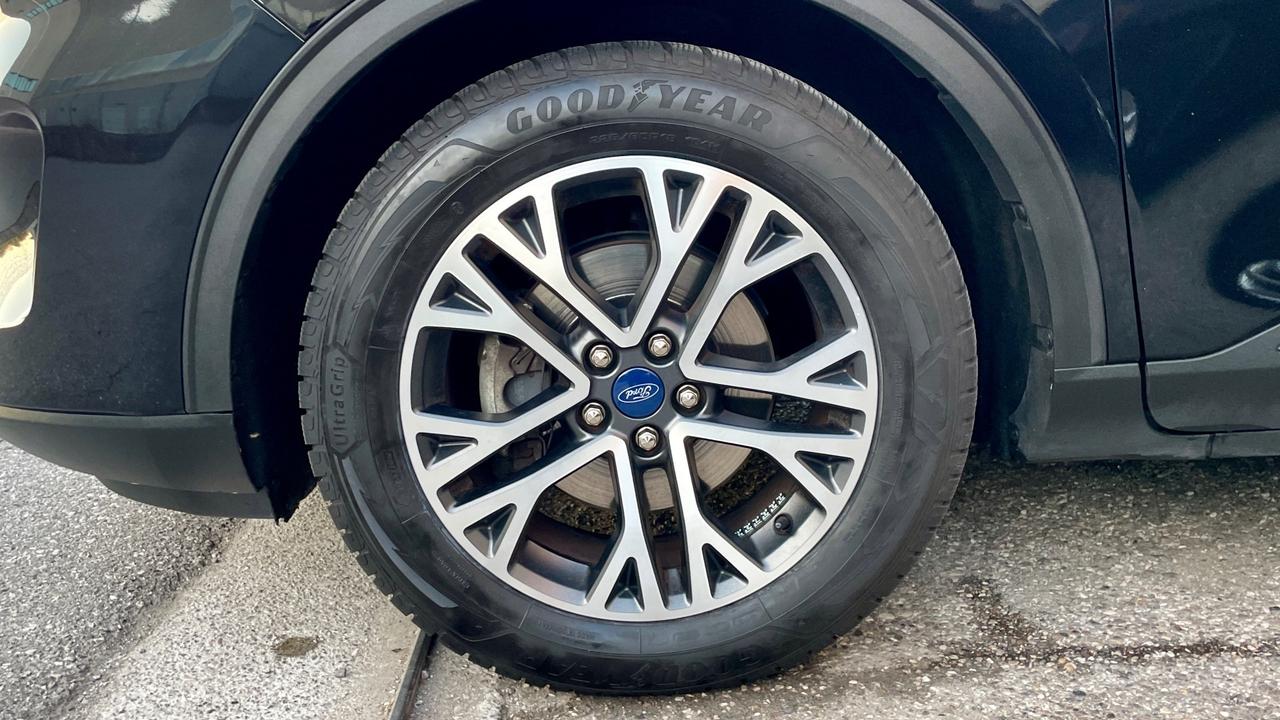 FORD KUGA 1.5 2WD ECOBLUE TITANIUM 120CV - FULL LED, TETTO, NEOPATENTATI
