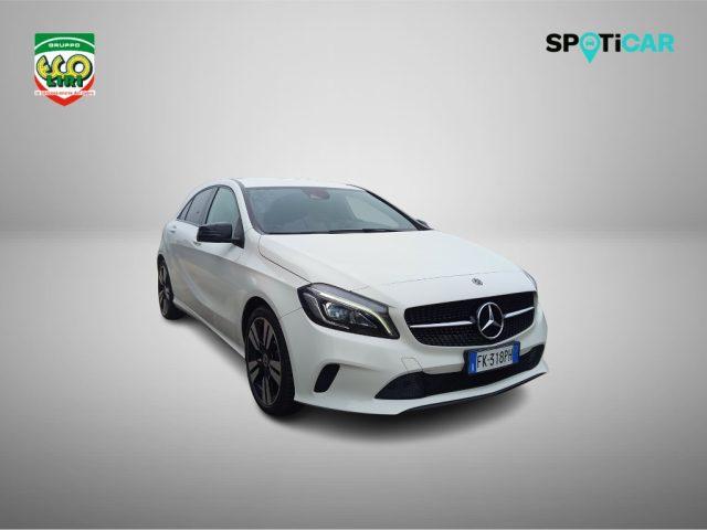 MERCEDES-BENZ A 180 d Sport- NIGHT PACK