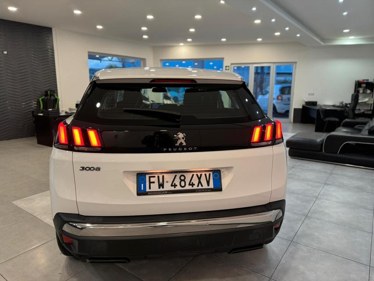 Peugeot 3008 BlueHDi 130 S&S EAT8 Active