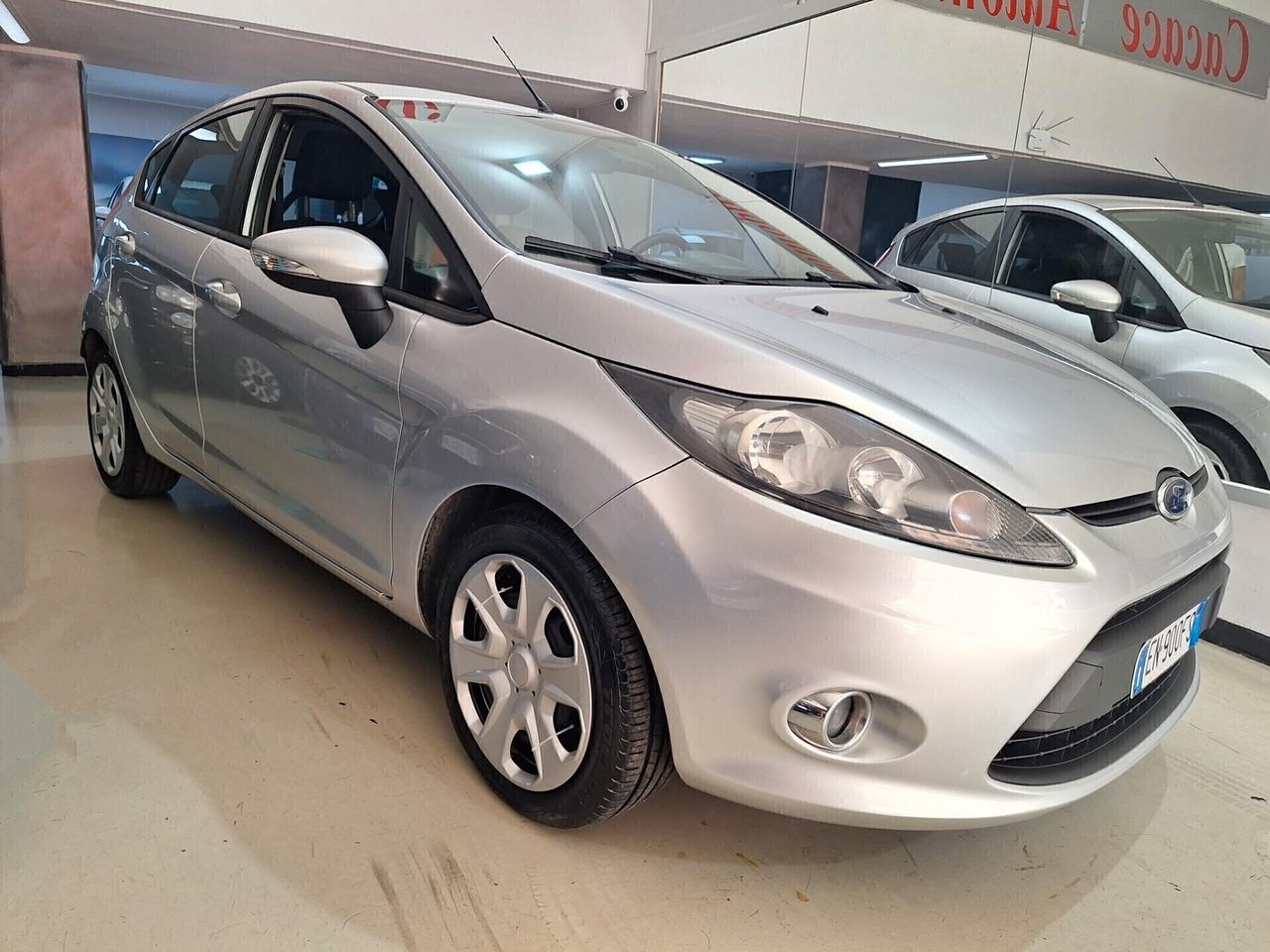 Ford Fiesta 1.2 GPL 82CV 5 Porte Titanium