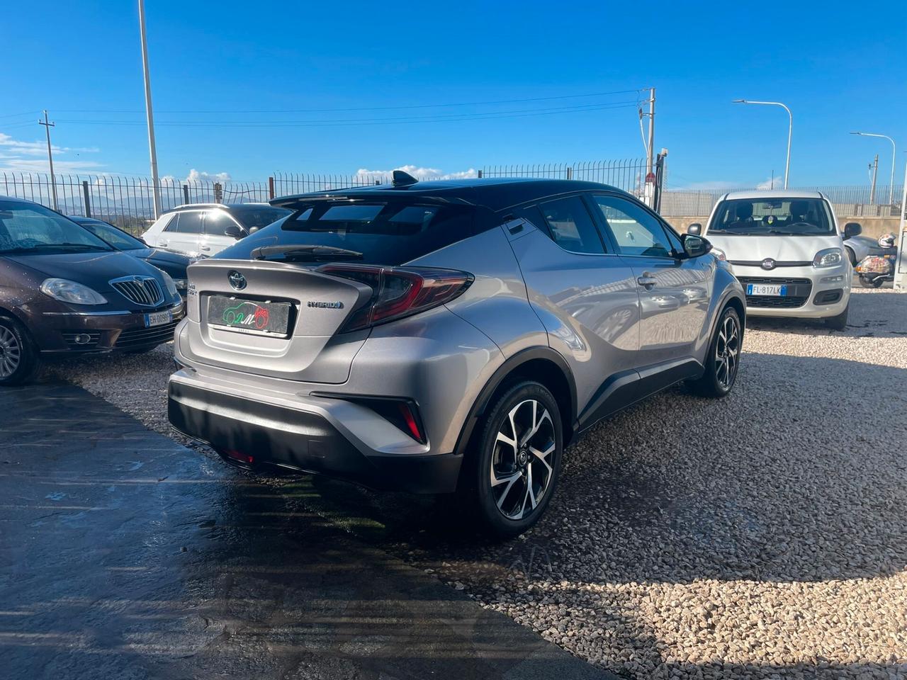 Toyota C-HR 1.8 Hybrid 98 CV