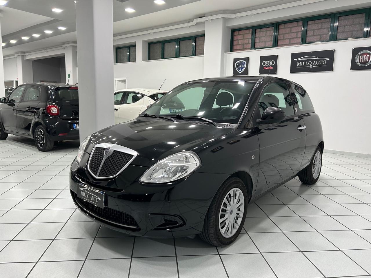 Lancia Ypsilon 1.4 Platino Ecochic GPL
