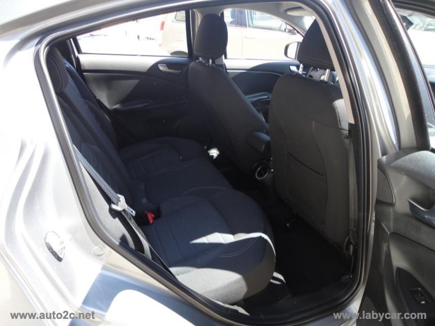 ALFA ROMEO Giulietta 1.6 JTDm-2 120 CV Distinctive
