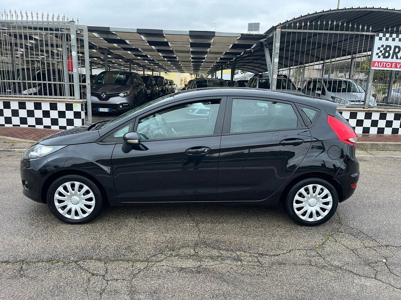 Ford Fiesta 1.4 5 porte Bz.- GPL Titanium Unipro 2011