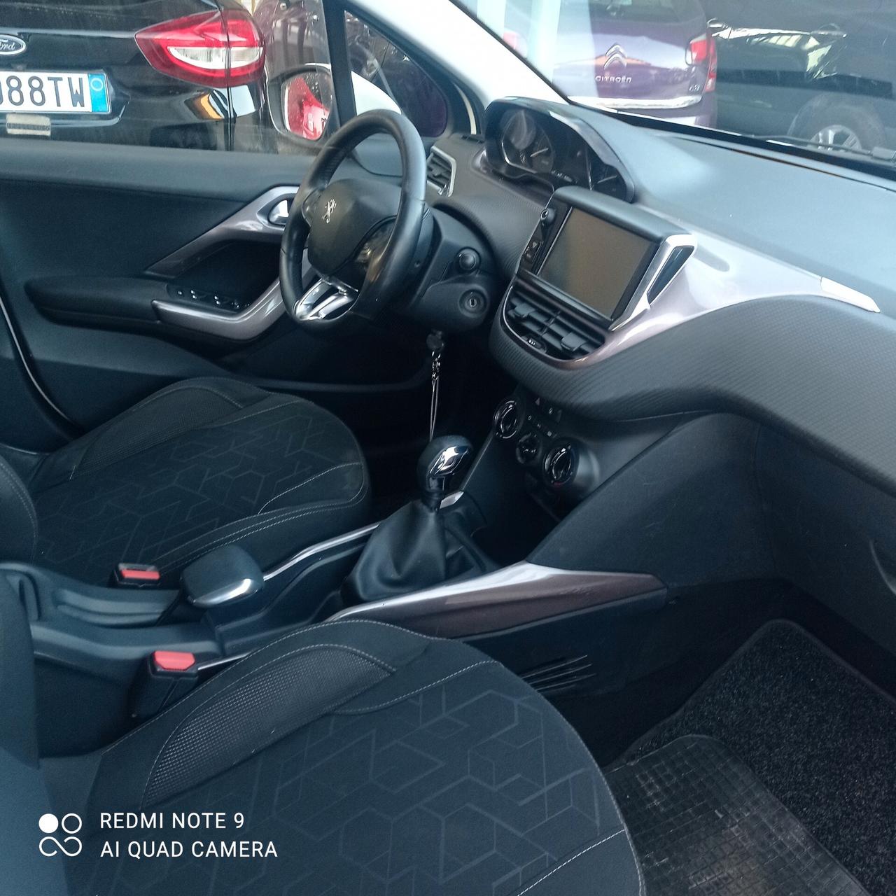 Peugeot 2008 PureTech 82 Allure