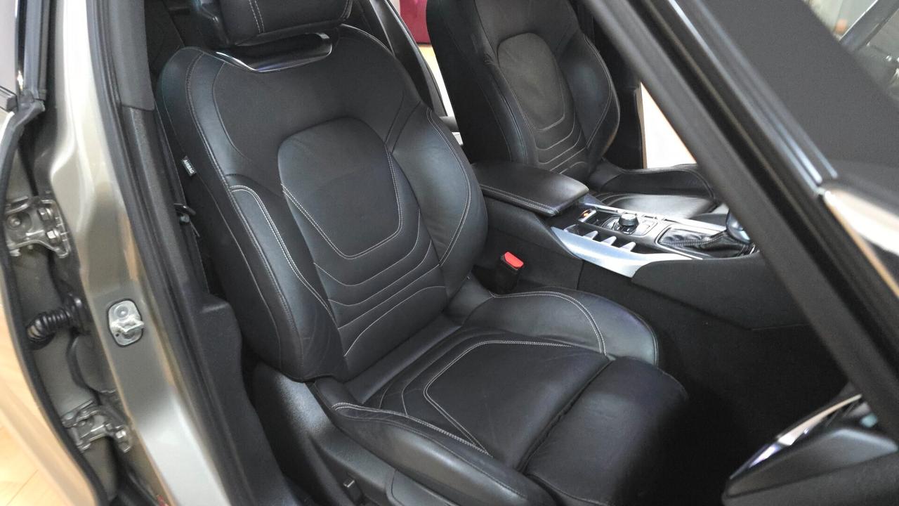 Ds DS5 5 2.0 HDi 160 aut. Sport Chic