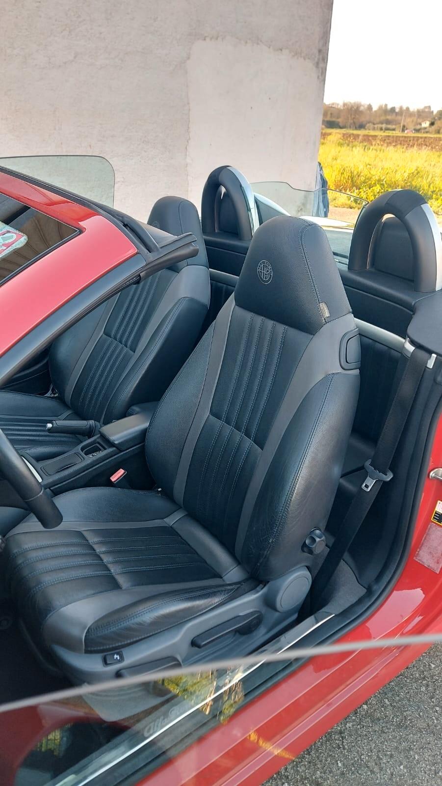 Alfa Romeo Spider 3.2 JTS V6 Q4 Exclusive