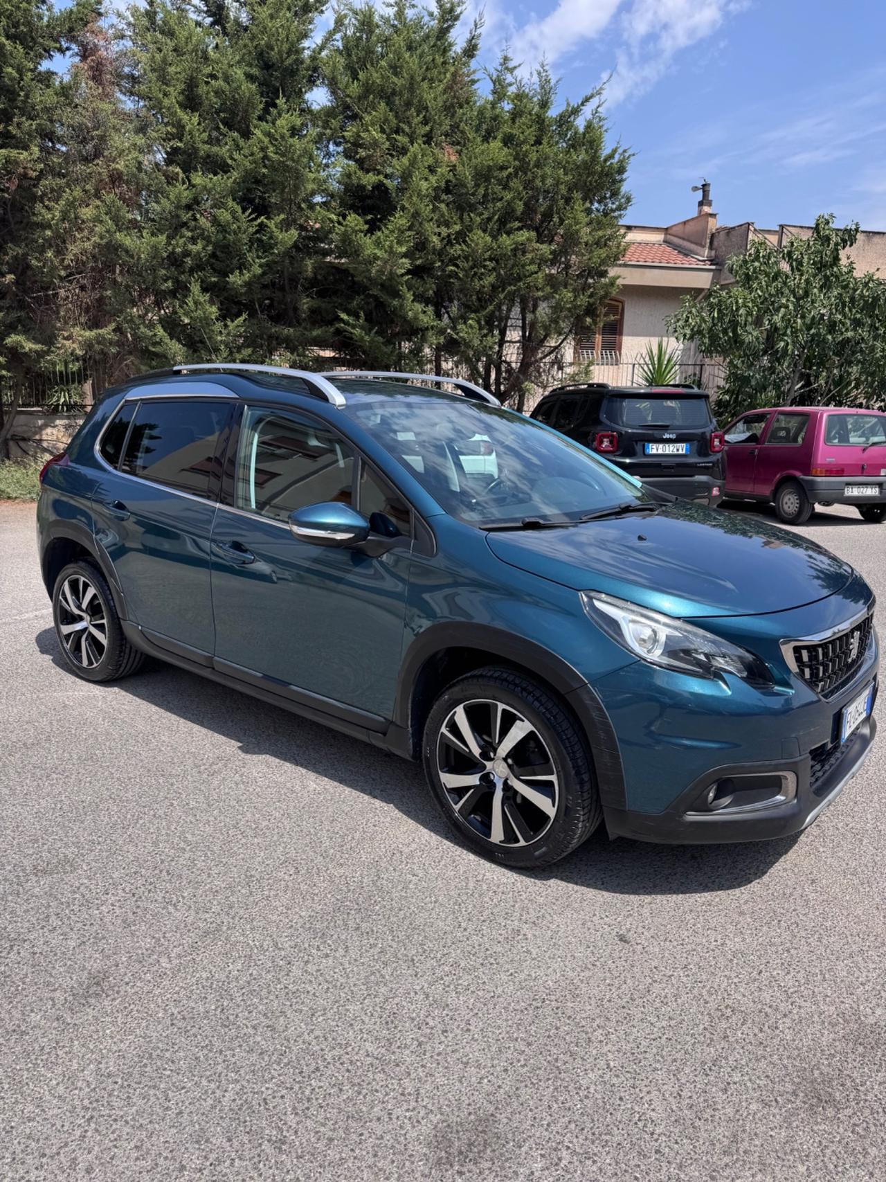 Peugeot 2008 BlueHDi 100 Allure