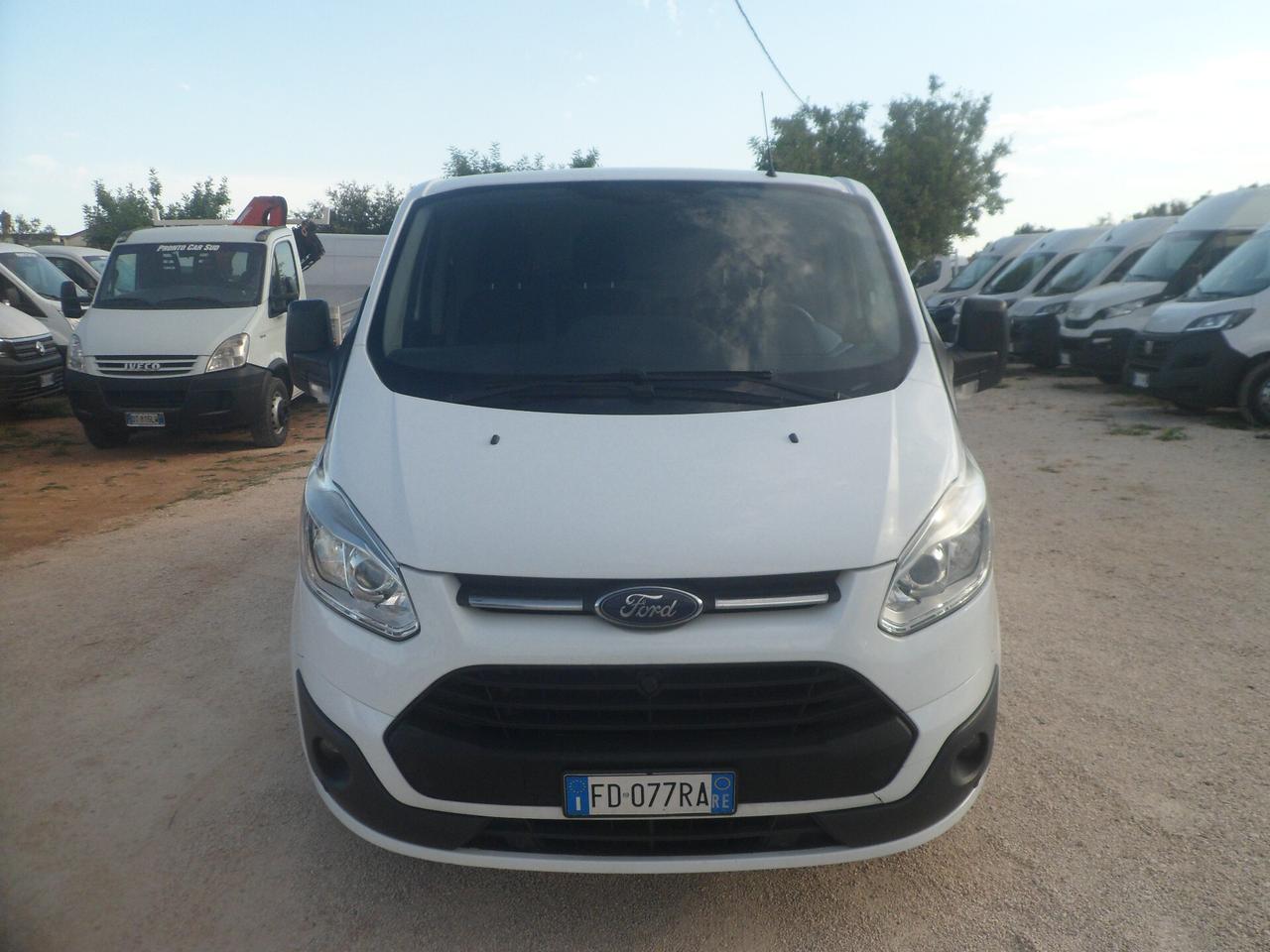 Ford Transit Custom furgone