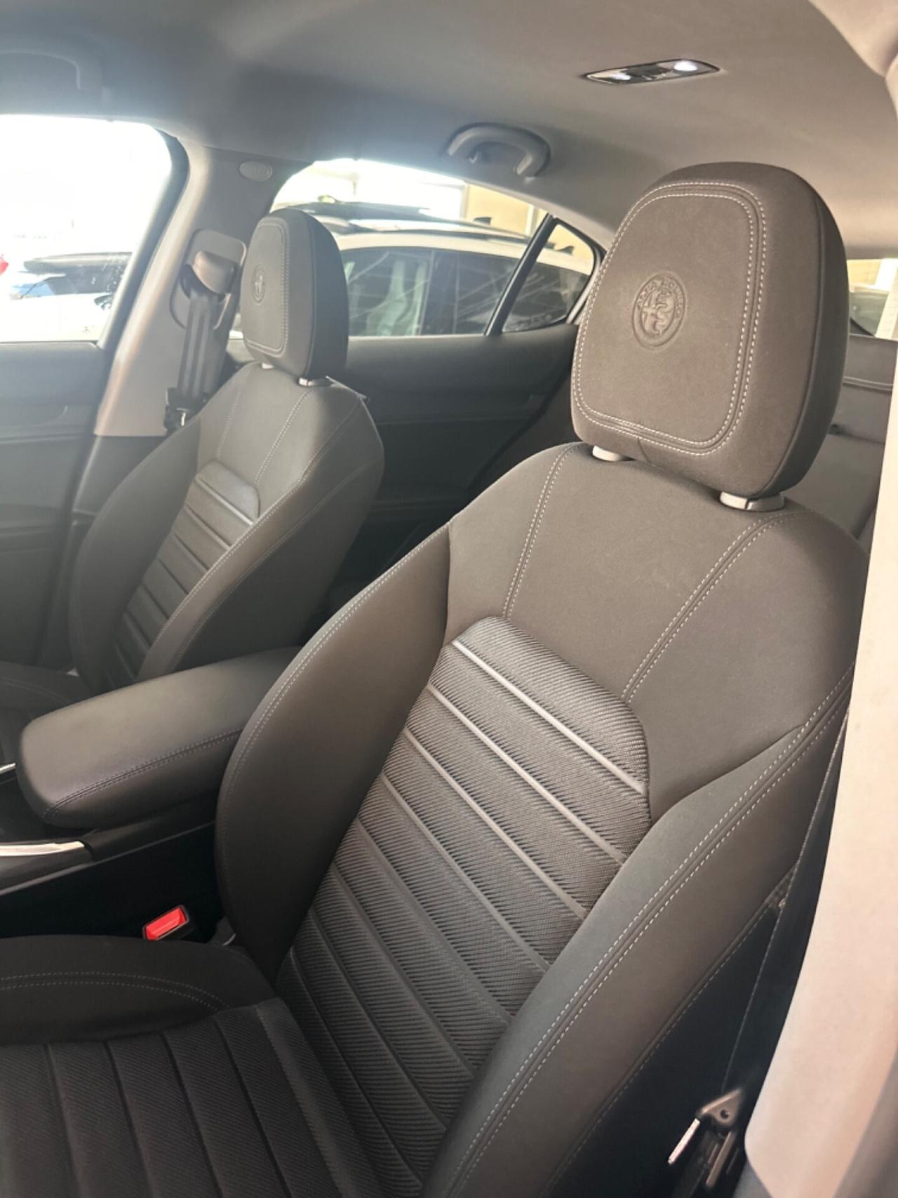 Alfa Romeo Stelvio 2.2 Turbodiesel 190 CV AT8 RWD Executive 2021