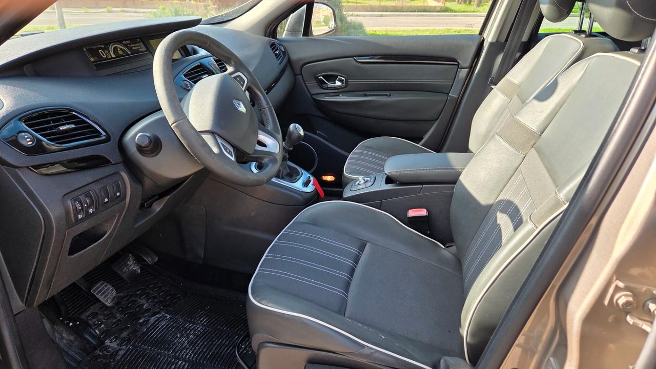 Renault Scenic Scénic X-Mod 1.5 dCi 110CV Luxe