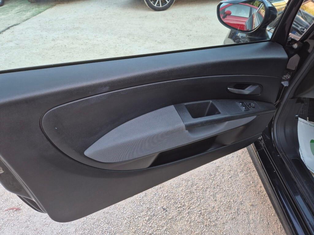 Fiat Grande Punto 1.4 BENZ 3-PORTE