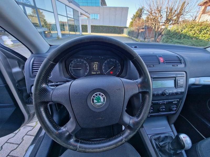 Škoda Octavia/4&4 2.0 103kw SCOUT 4X4