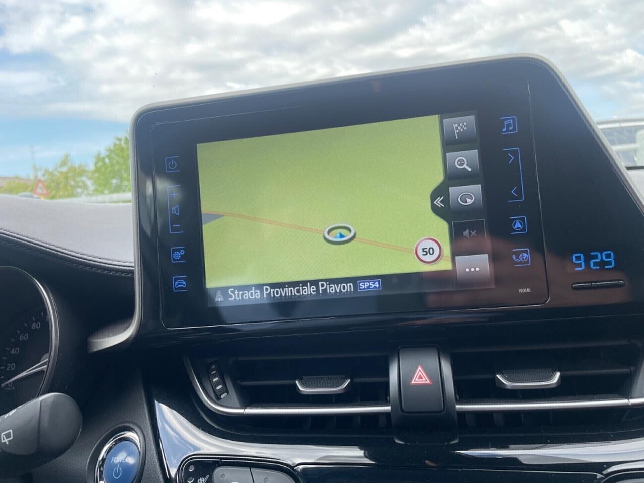 Toyota C-HR 1.8 Ibrida Cambio Automatico Neopatentati