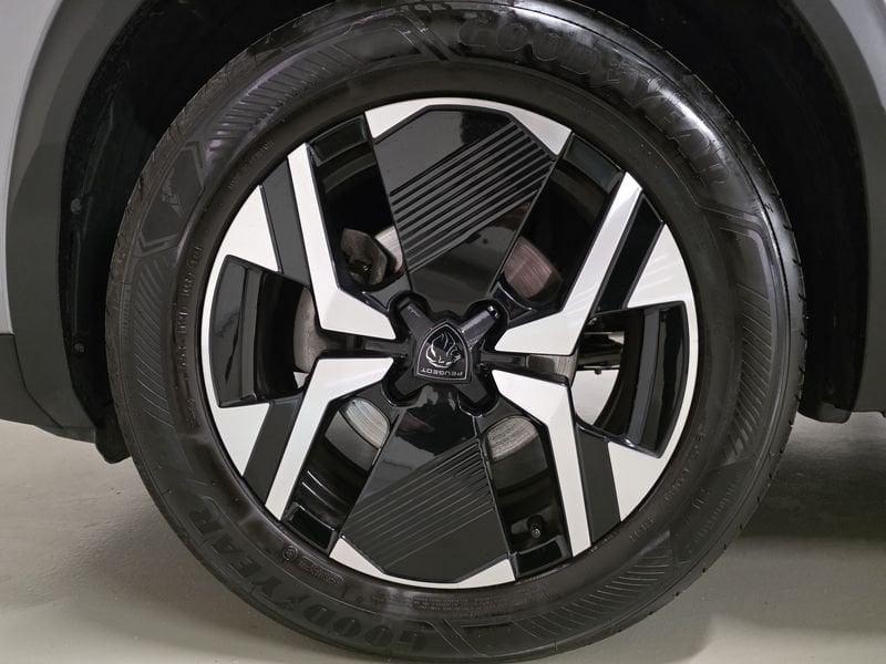 Peugeot 2008 PureTech 100 Allure S/S NAVI +Pack Vision con riro usato e bonus Easy go'