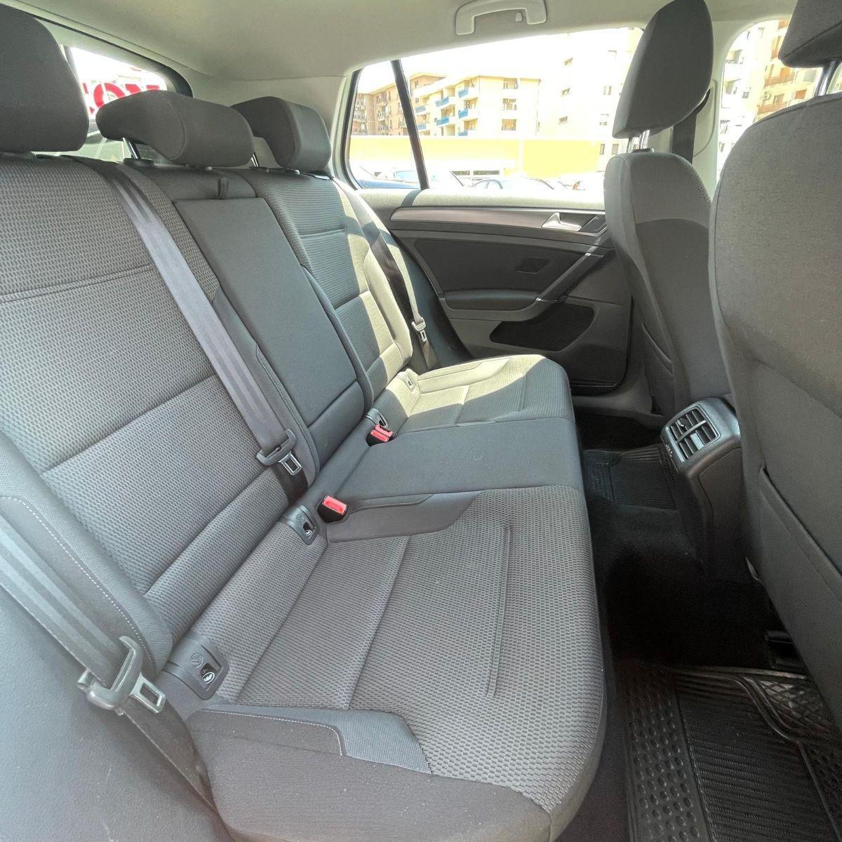 VOLKSWAGEN - Golf - 1.6 TDI 115CV DSG 5p.