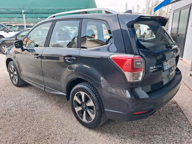 Subaru Forester 2.0d Style my16