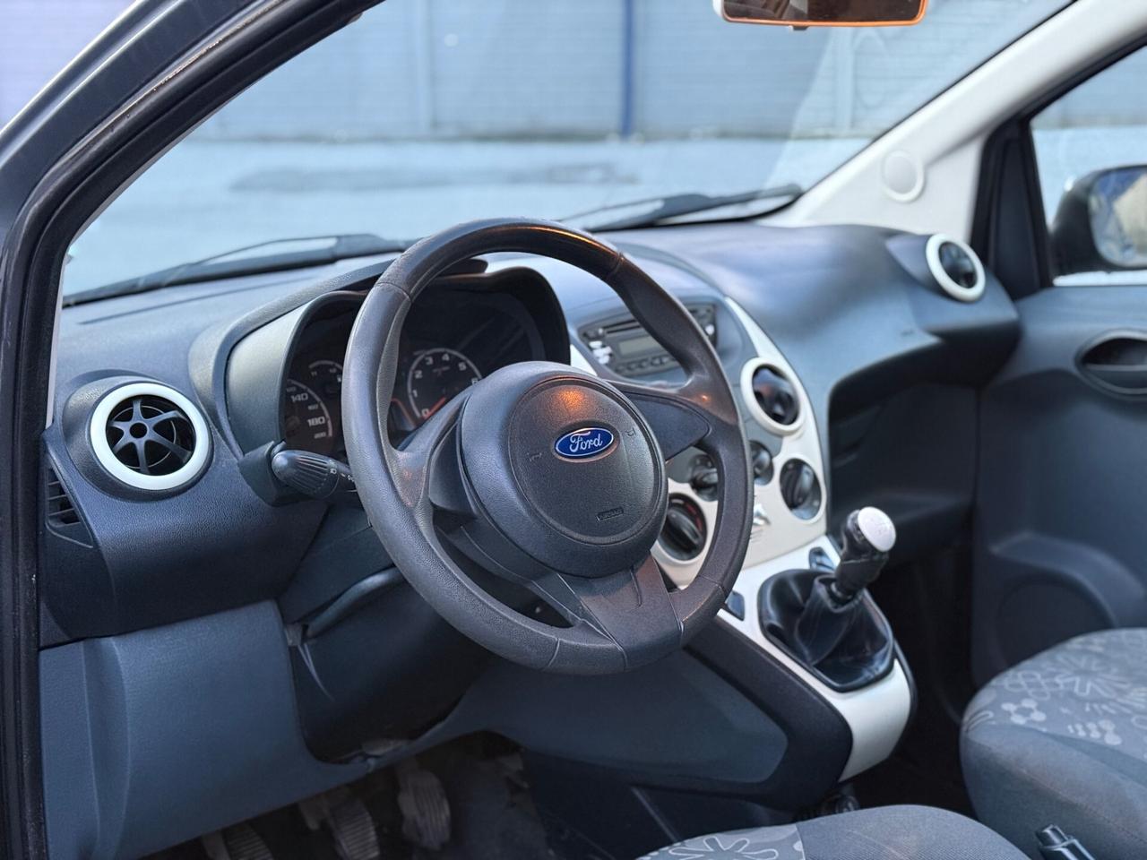 Ford Ka 1.2 8V 69CV Titanium