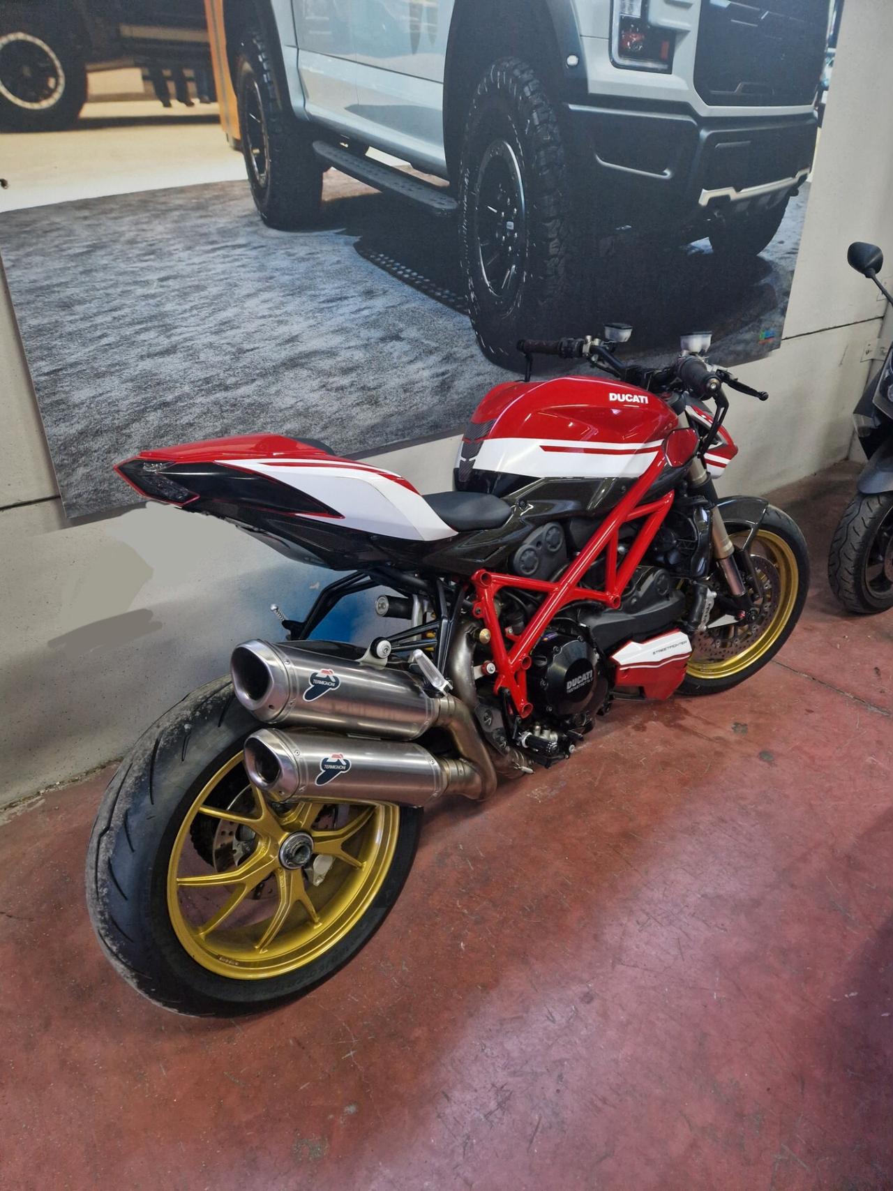 Ducati Streetfighter 848 Unica