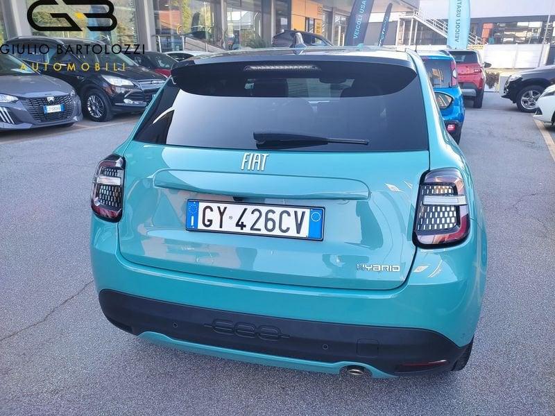 FIAT 600 1.2 Hybrid 110cv La Prima