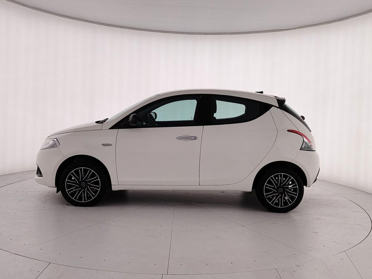 Lancia Ypsilon 1.0 FireFly 5 porte S&S Hybrid Oro