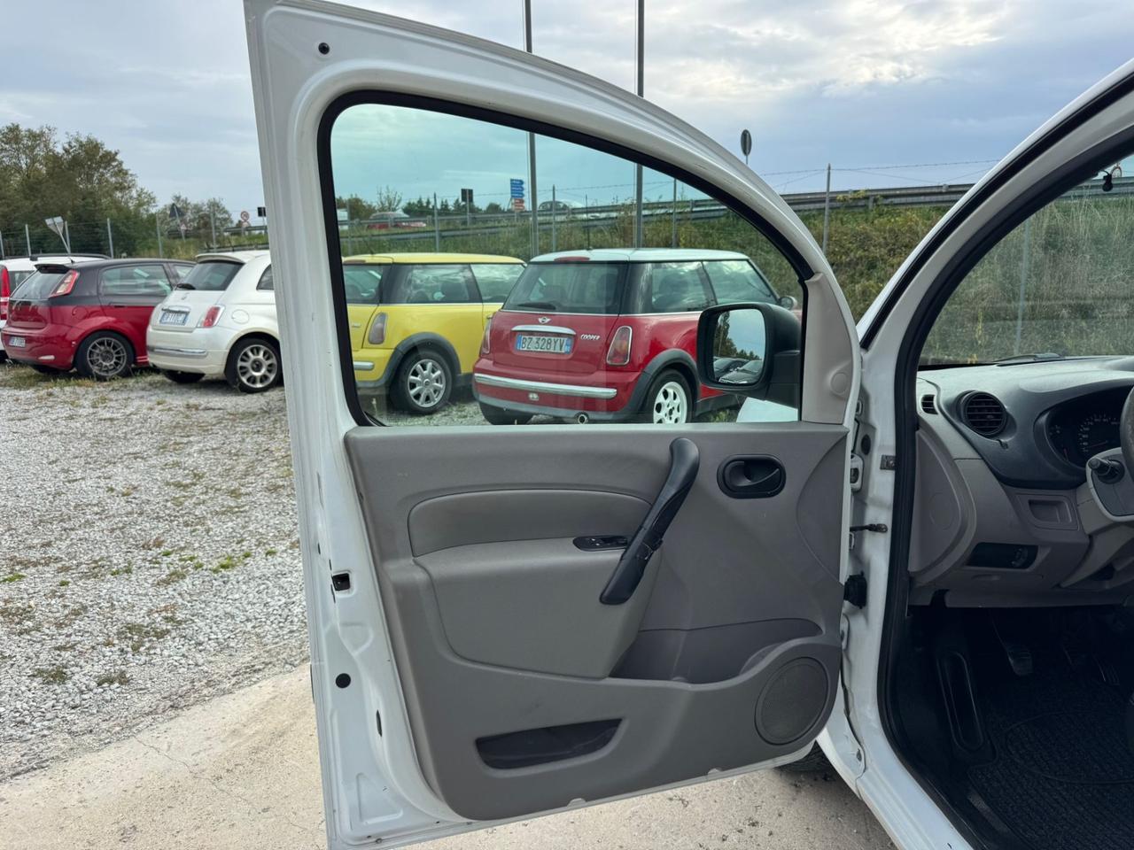 Renault Kangoo 1.6 105CV 3p. GPL Express Generique