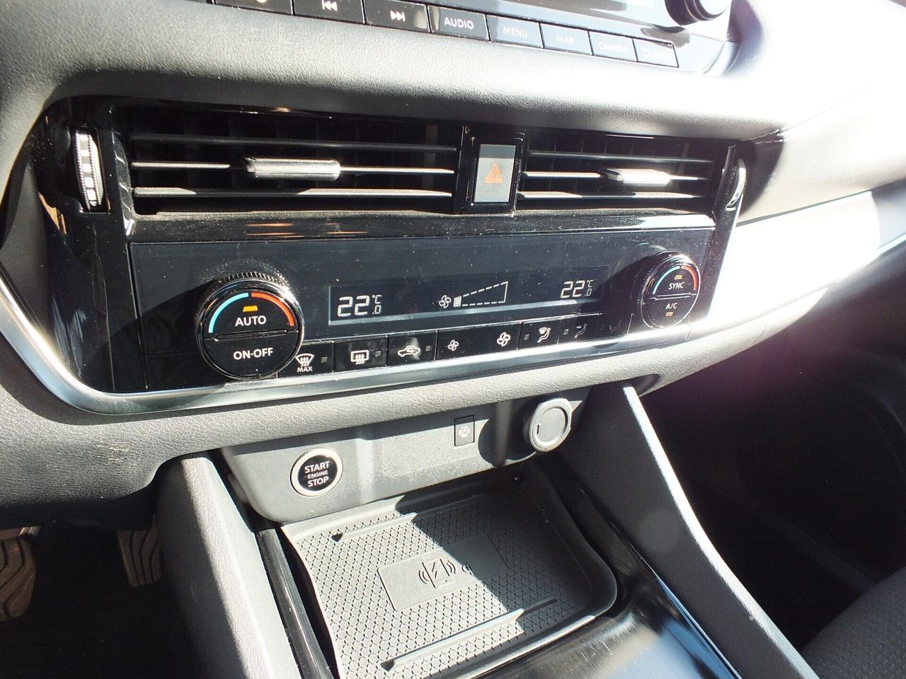 NISSAN QASHQAI MHEV 140 CV 22.000 KM!!