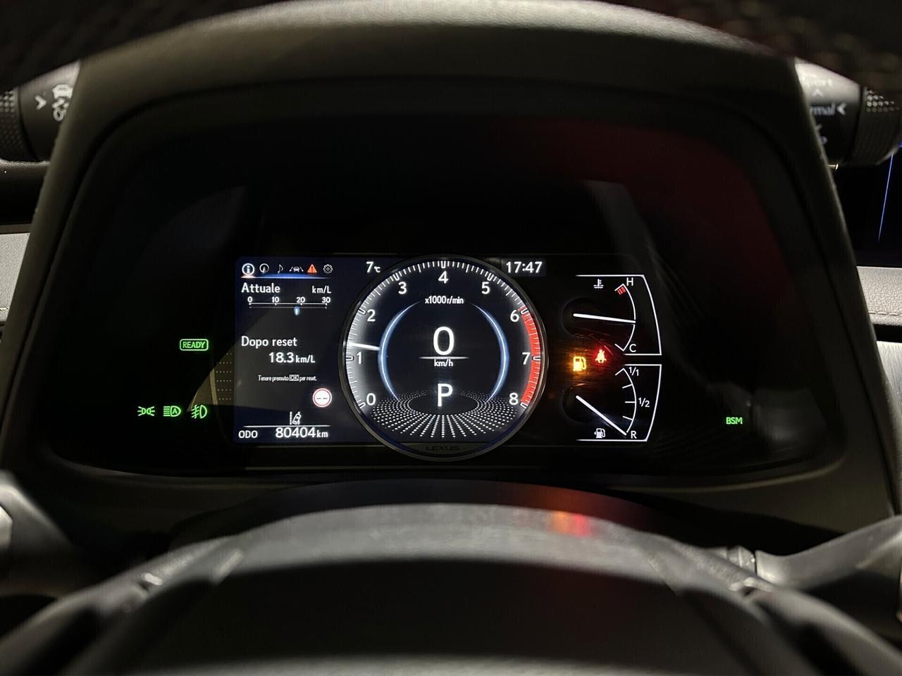 Lexus UX 250h 2.0 Luxury 2wd cvt